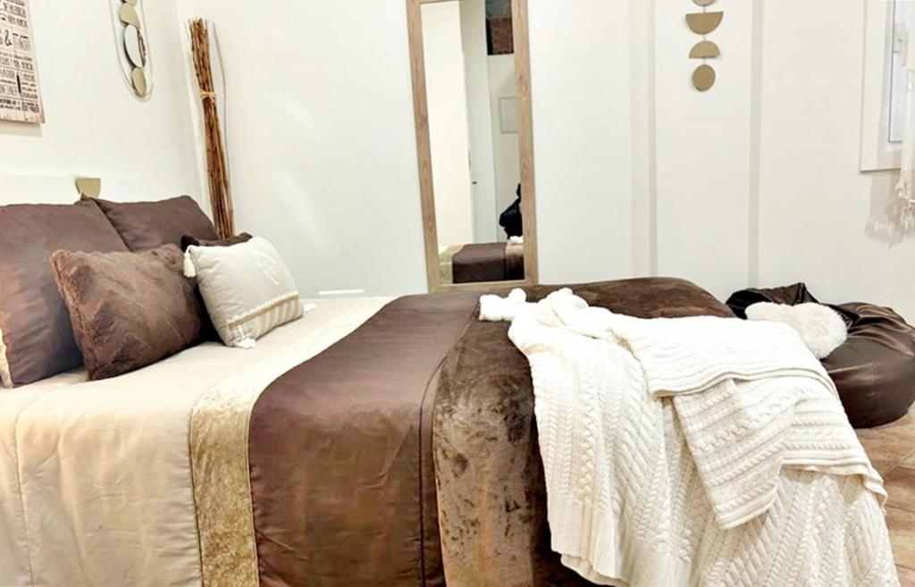 Holibai, Rulina , Single Private Ensuite, Байона Экстерьер фото